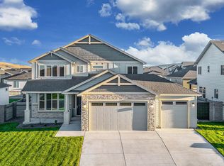 8237 Lennox St, West Richland, WA 99353