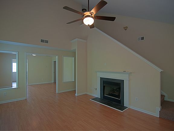 5th image of 6605 Vlosi Dr