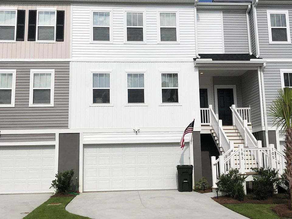 1st image of 103 Winding River Dr