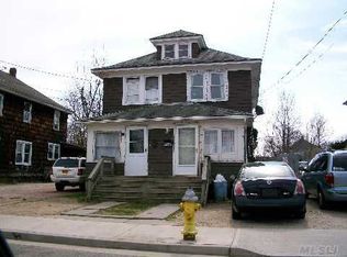 74 Norton St, Patchogue, NY 11772