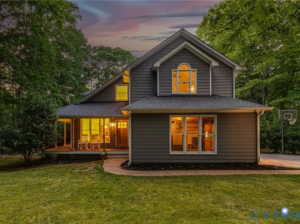 1968 Huguenot Hundred Dr, Midlothian, VA 23113