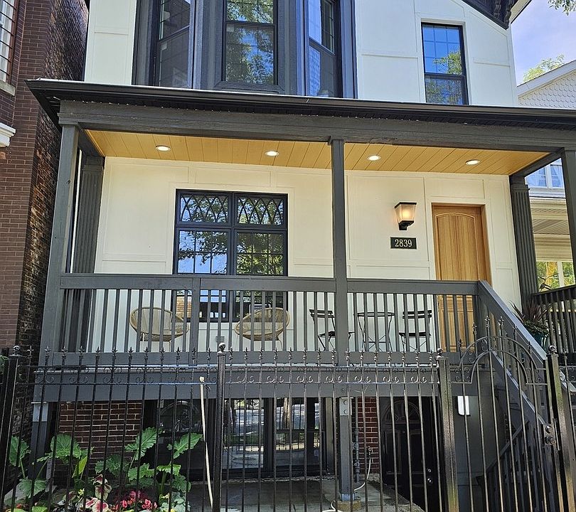 1st image of 2839 W Monroe St