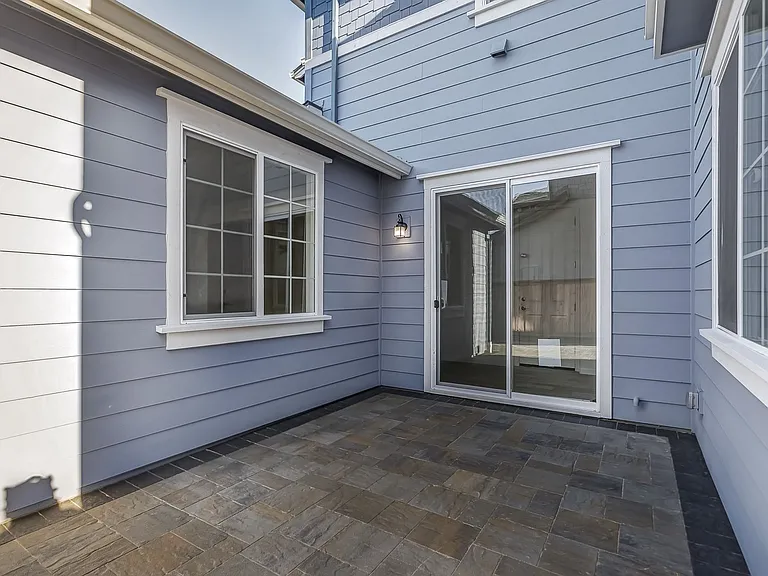 33509 Mustang St — Photo 33