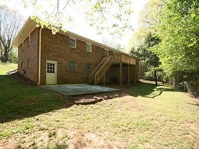 3rd image of 3262 Wildwood Dr SW