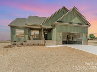 134 Galliher Rd, Harmony, NC 28634