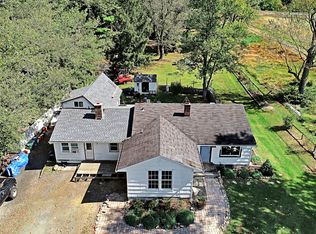 30 Main St, Peapack, NJ 07977