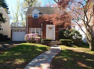 706 Northumberland Rd, Teaneck, NJ 07666