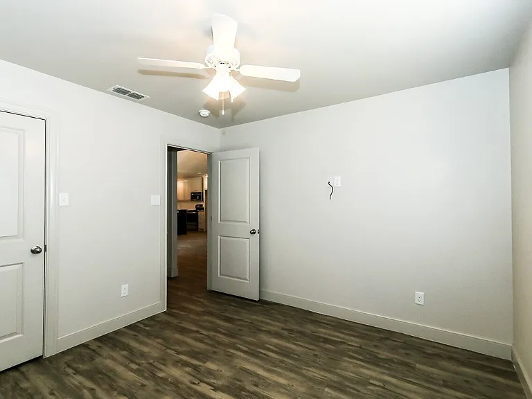 3806 133rd St #B — Photo 12