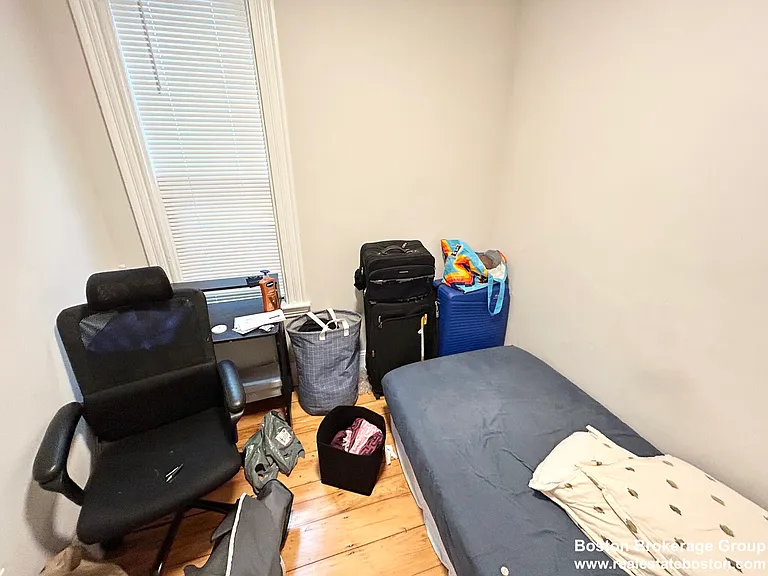 9 Mount Pleasant Ave #2 — Photo 4