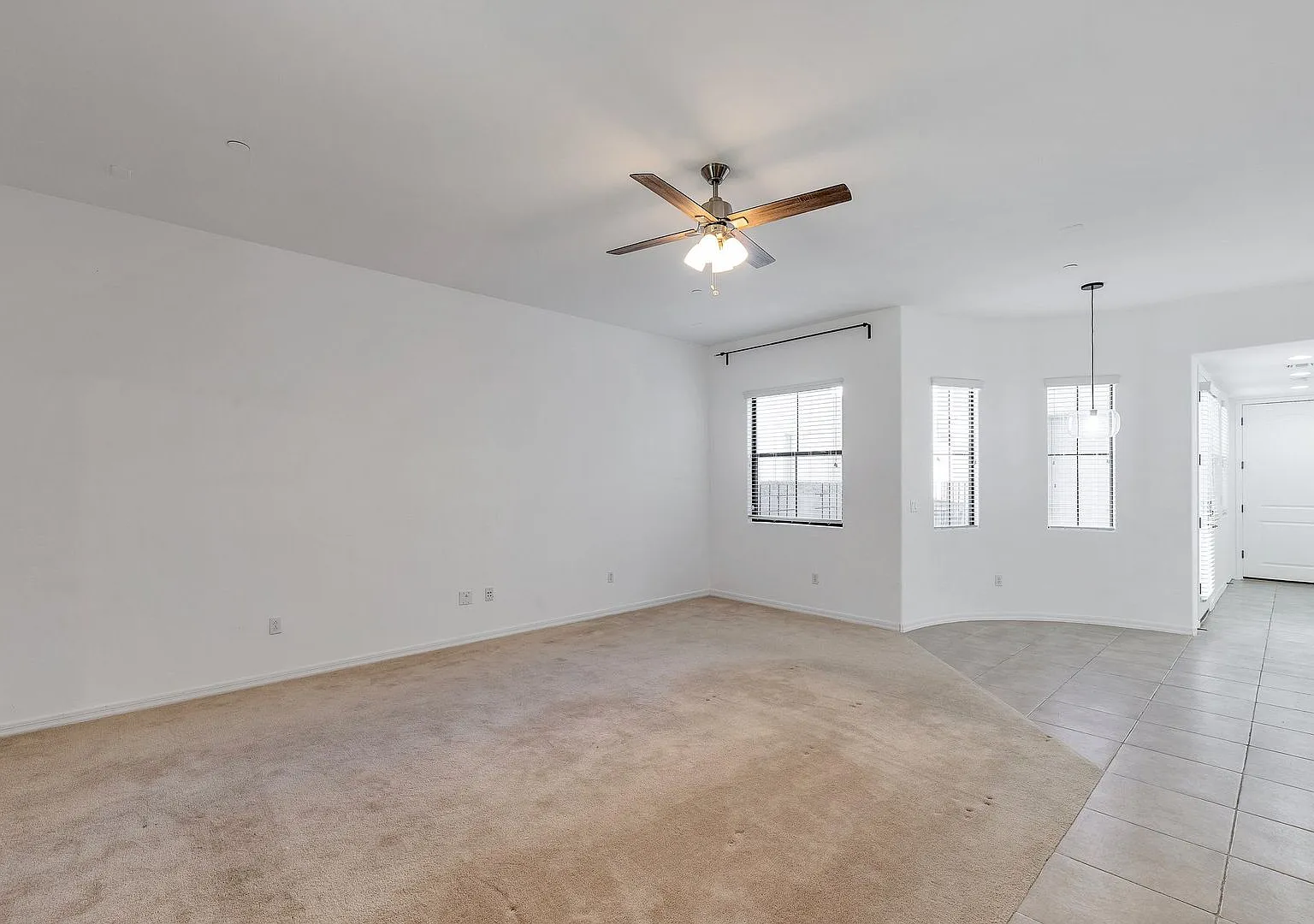3 Bedroom 2.5 Bath at Villa Verona Scottsdale — Photo 4