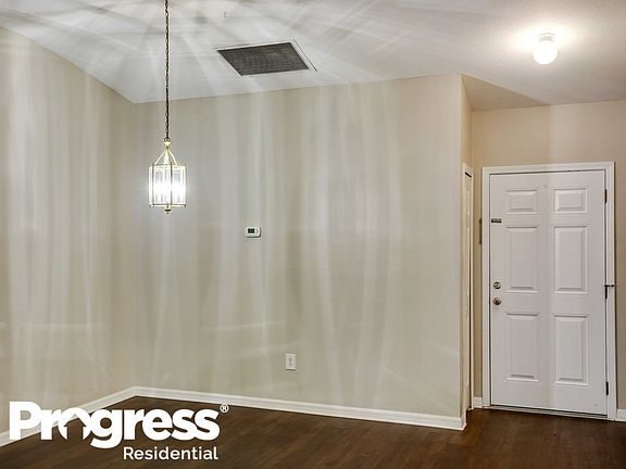 3rd image of 30544 Midtown Ct