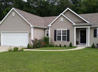55444 Falling Water Dr, Elkhart, IN 46514