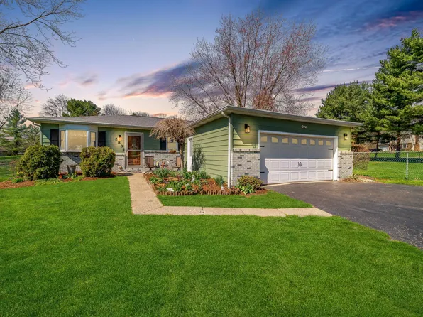288 Warwood Dr, Granville, OH 43023
