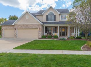 2809 Stevenson Dr, Bloomington, IL 61704
