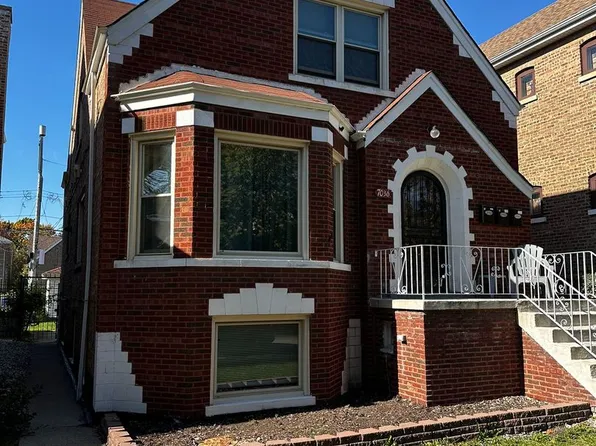 7036 S Fairfield Ave, Chicago, IL 60629