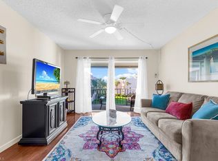 150 Turtle Lake Ct APT 307, Naples, FL 34105