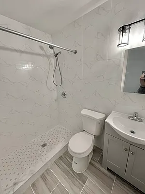 Rented by New Amsterdam Realty Group | media 8