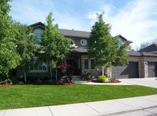 388 E Cross Creek Ln, Murray, UT 84107