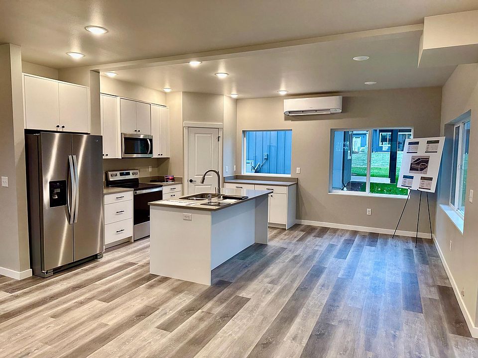 Kitchen with all new appliances.