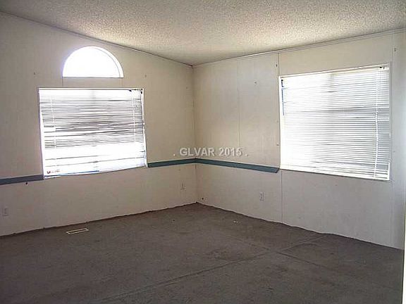 2nd image of 2160 W Christopher Ave