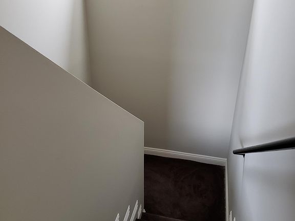 5th image of 713 W 54th St
