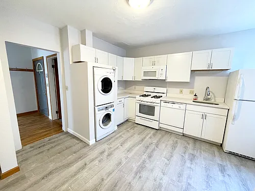 259 North St #D Photo 1