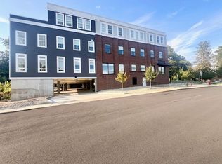 1135 Rose Hill Dr #310, Charlottesville, VA 22903