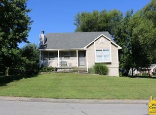 1405 NE 20th St, Blue Springs, MO 64029