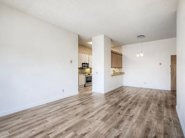 8328 Regents Rd #3E — Photo 14