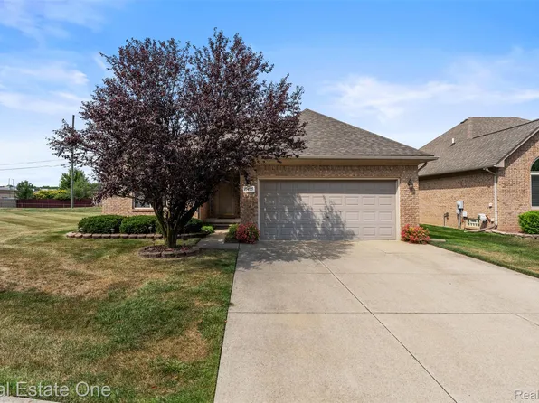 15455 Cucci Dr, Clinton Township, MI 48038