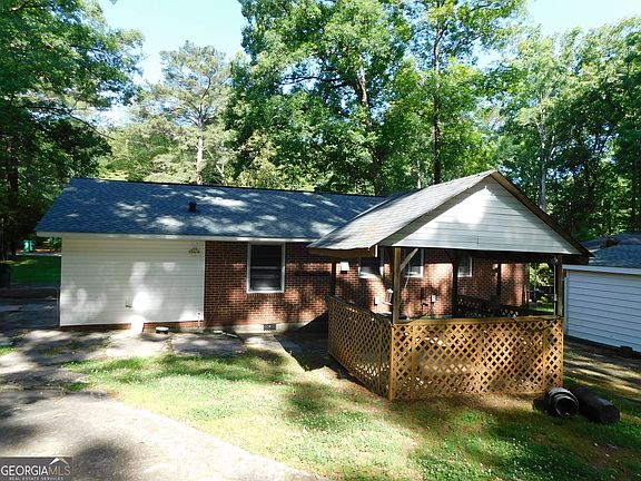 2nd image of 4618 Bartlett Rd