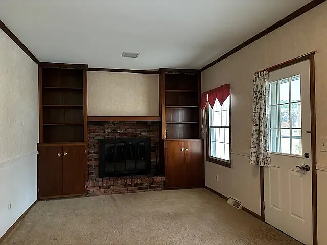 6865 Glenallen Ave — Photo 4