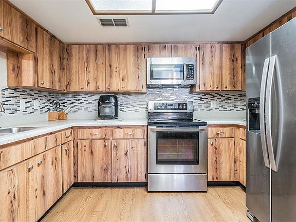 3rd image of 2666 Sabal Springs Cir APT 105