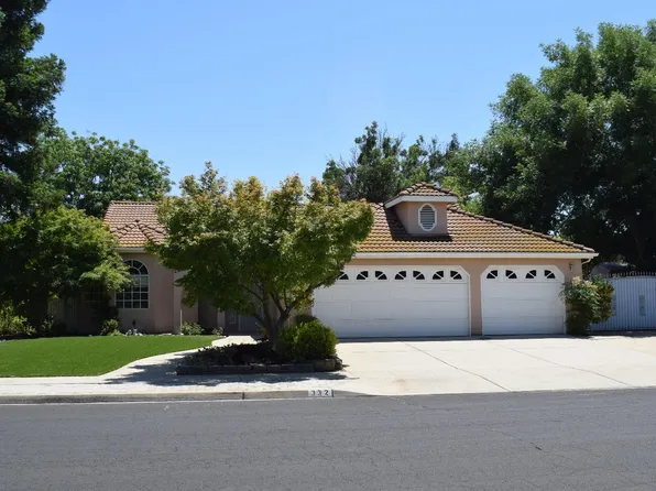 332 W Goshen Ave, Clovis, CA 93611
