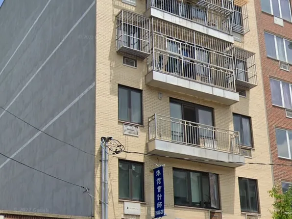 943 60th Street image 7 of 7