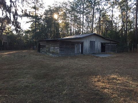 2nd image of 6179 Dead End Rd