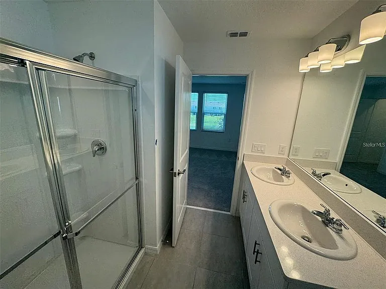 3133 Skyline Loop — Photo 12