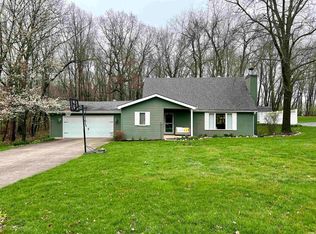 1390 W 6th St, Rochester, IN 46975