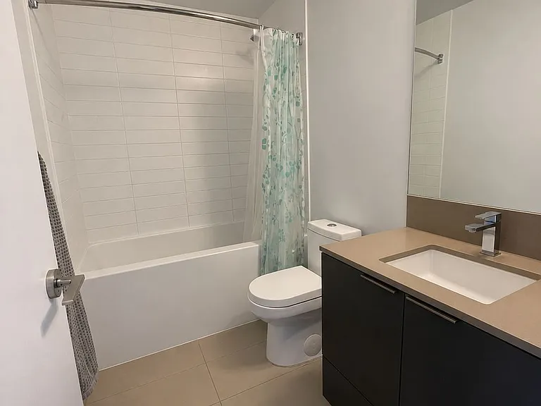 181 Dundas St E #706 — Photo 7