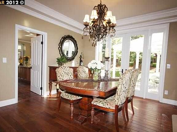 4th image of 103 Tuscany Way