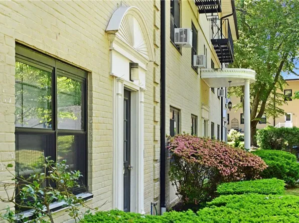 40 Manchester Road #1L, Eastchester, NY 10583