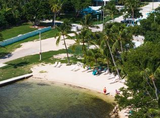 35 SE Marlin Ave, Key Largo, FL 33037