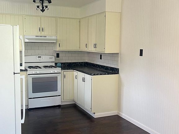 4th image of 1041 Westview Dr