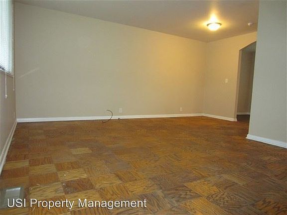 3rd image of 6601 E Hampton Dr