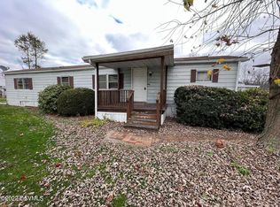 12 Countryside Vlg, Selinsgrove, PA 17870