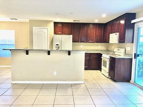 4th image of 1146 Desert Mountain Dr