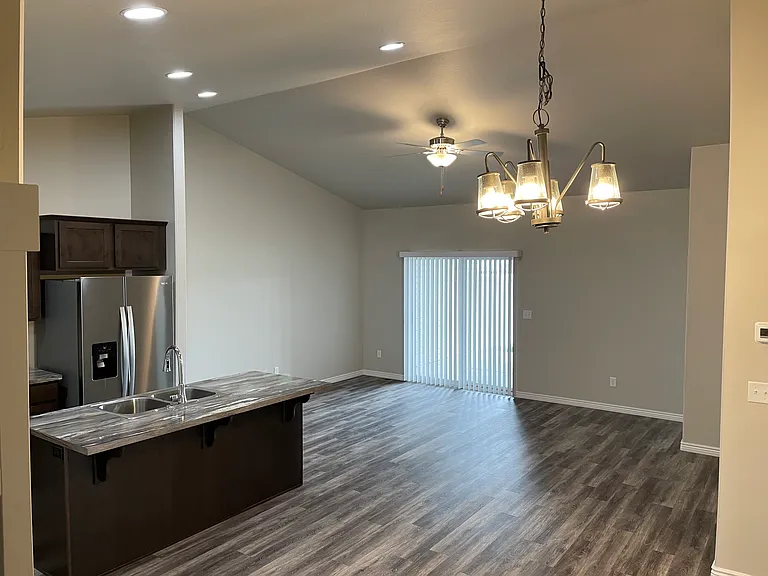 1135 Sunnybrook Ave — Photo 9