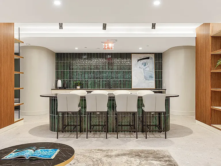 323 Lenox Rd #4D — Photo 9