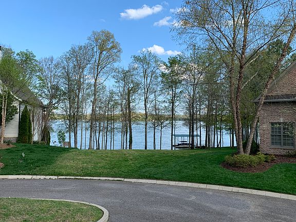 2nd image of 116 Ashland Point