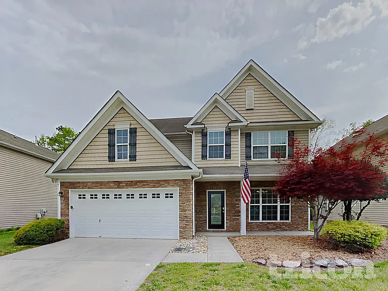 1413 Eastway Dr — Photo 2